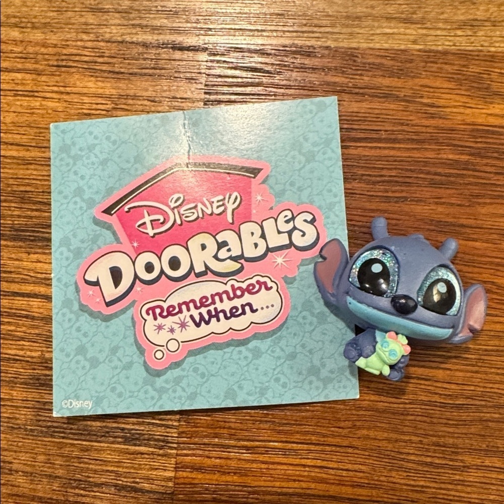 Young Stitch | Disney Doorables | Lilo & Stitch movie - Picture 5 of 5